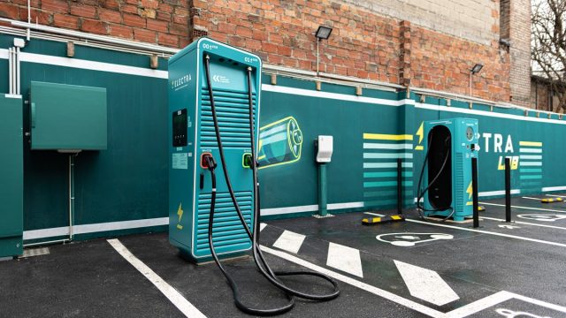 Rinnovabili • Colonnine di ricarica: quali sono gli operatori migliori?