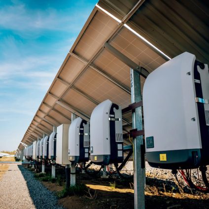Rinnovabili • Chi sono i 10 più grandi produttori di inverter nel mondo?