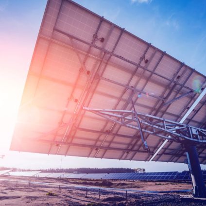 Rinnovabili • Inseguitori solari: la disponibilità reale nei grandi impianti è molto più bassa di quanto dichiarato