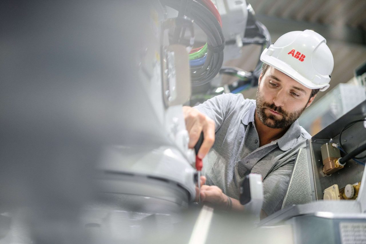 Rinnovabili • Nel settore industriale i fermo macchina costano fino a 500.000 dollari all'ora e possono verificarsi ogni settimana 