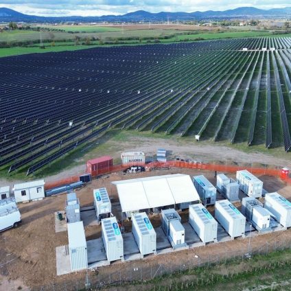 Rinnovabili • la strategia di LONGi tra solare, storage e idrogeno