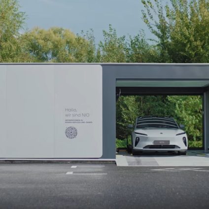 Rinnovabili • Battery swap, il metodo miracoloso di NIO: ecco come funziona