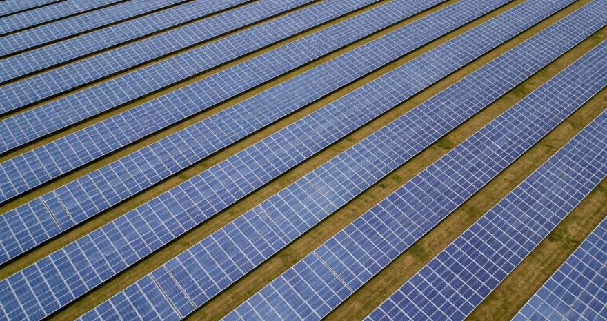 Rinnovabili • energia-solare-regno-unito-asta-rinnovabili