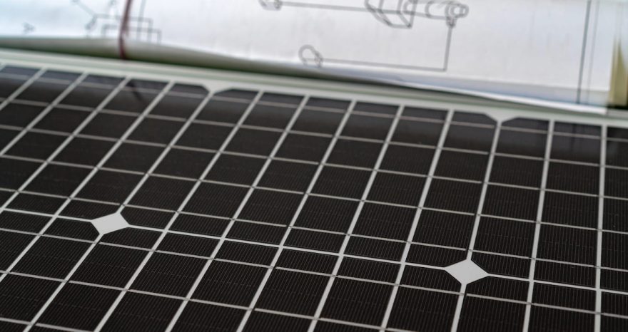 Rinnovabili • Nuovo Regolamento Controlli GSE 2026: sanzioni più graduate per impianti FER, artato frazionamento e moduli fotovoltaici non a norma.