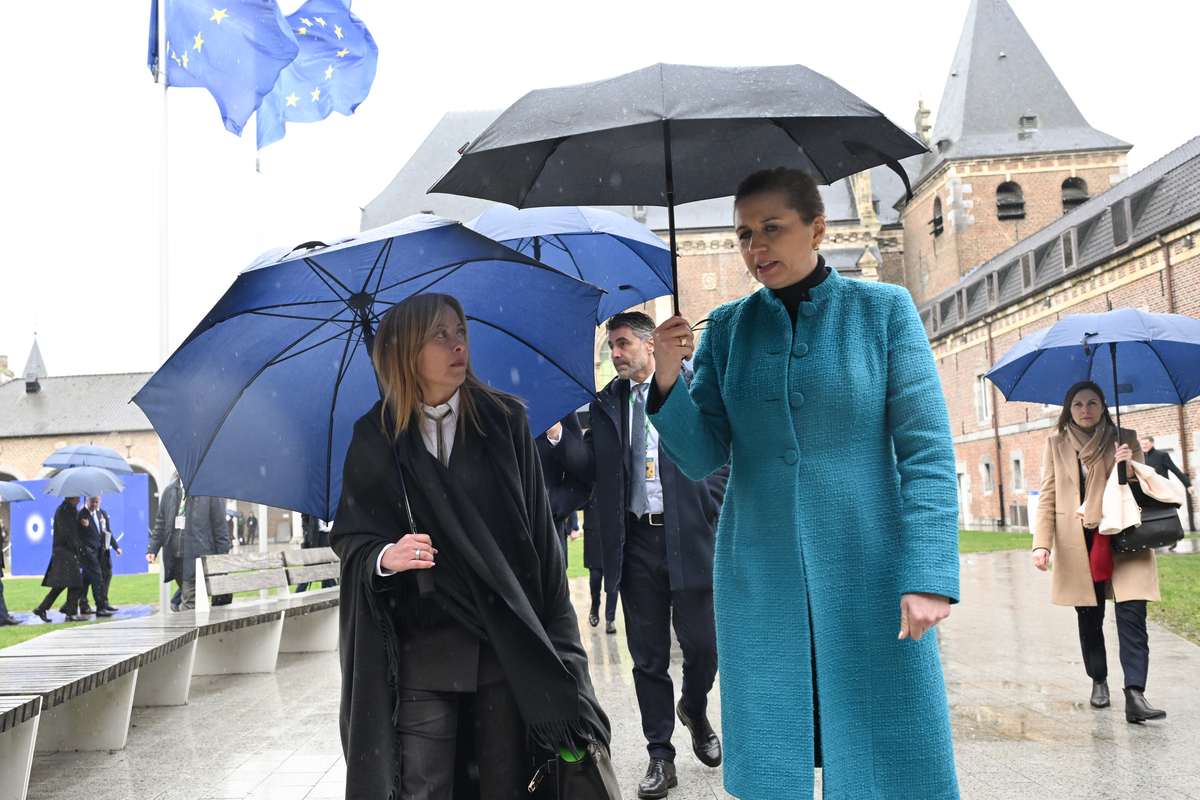 Meloni al vertice UE in Belgio: “Priorità ai prezzi dell’energia. Servono risposte a livello europeo”