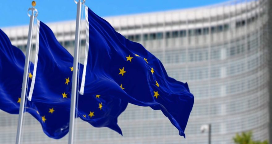 Rinnovabili • prezzo-carbonio-ue-ets-politiche-climatiche-energia-guerra-in-iran