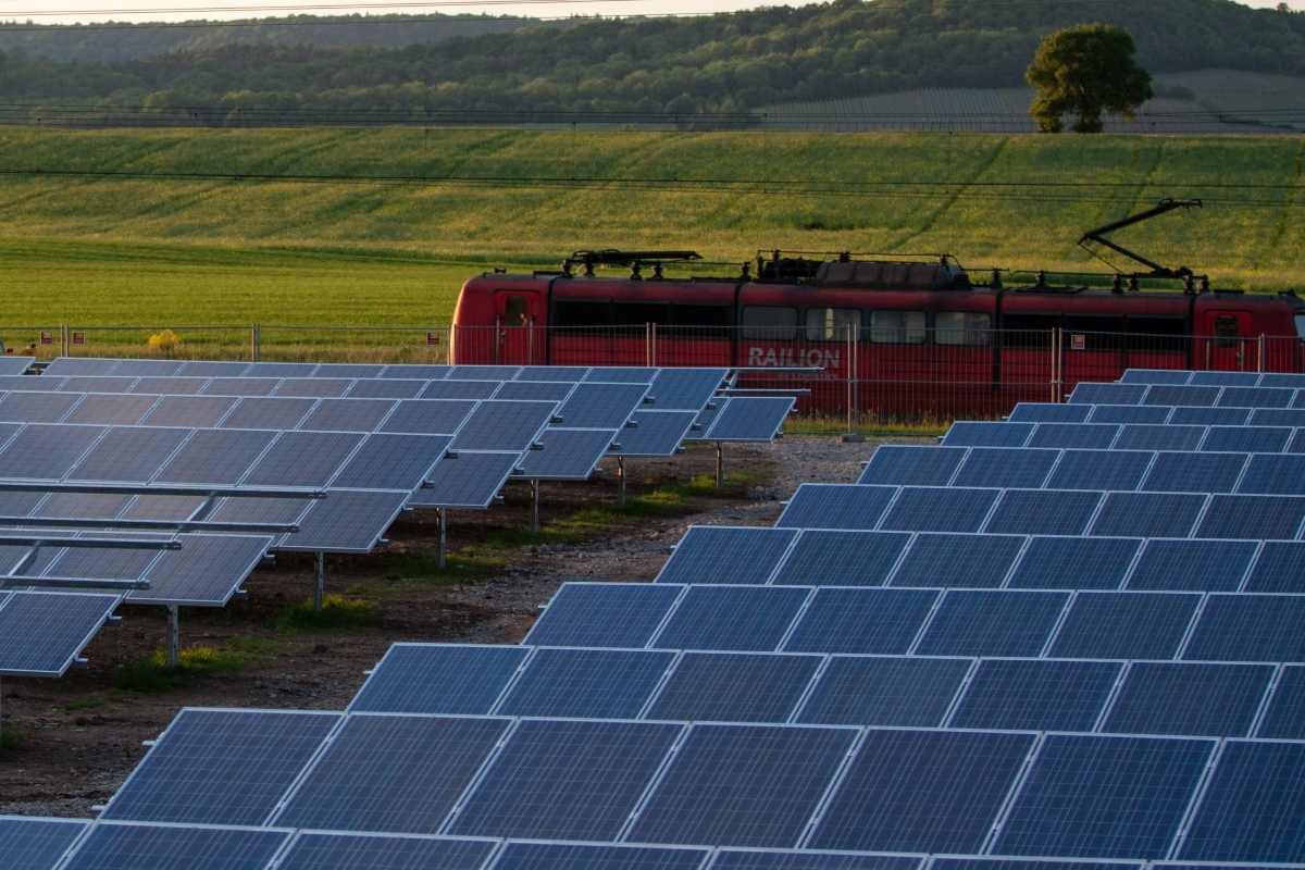 Installazioni rinnovabili in Italia: -8,2% nel 2025 secondo ANIE