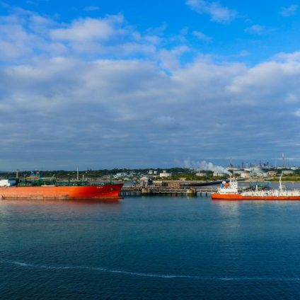 Rinnovabili • Mercato petrolifero globale sconvolto dalla guerra Iran