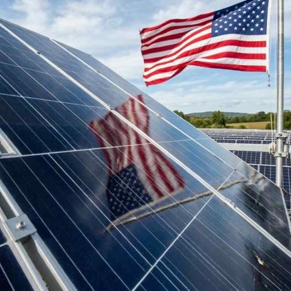 Rinnovabili • Mercato solare Stati Uniti: 43 GW installati nel 2025