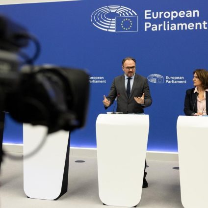 Rinnovabili • Pacchetto energia per i cittadini, dall’UE misure contro il caro bollette