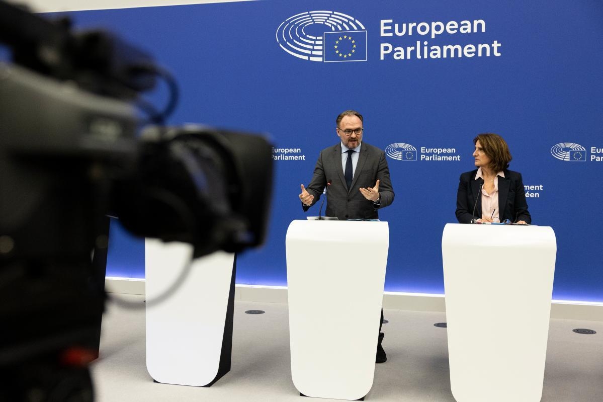 Rinnovabili • Pacchetto energia per i cittadini, dall’UE misure contro il caro bollette