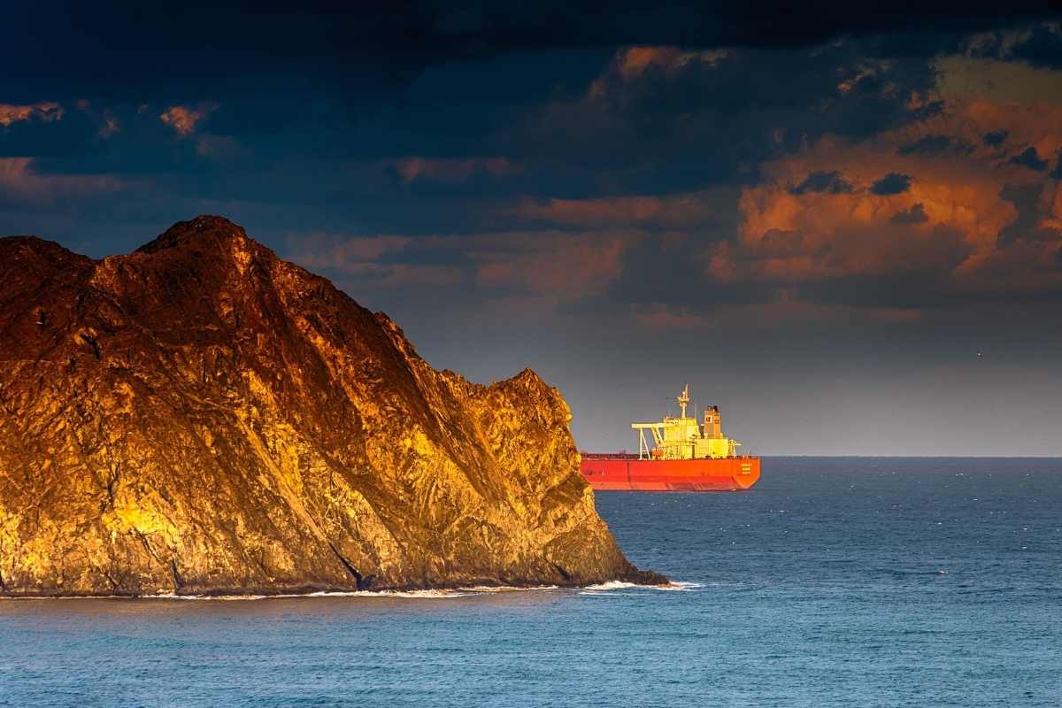 400 mln di barili. L’IEA attiva il più grande rilascio di petrolio della storia