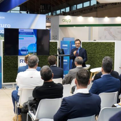 Rinnovabili • RWE a KEY 2026 rilancia l’impegno per la transizione energetica