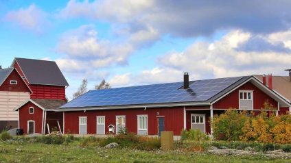 Rinnovabili • Solare residenziale USA: costi acquisizione +40% nel 2026