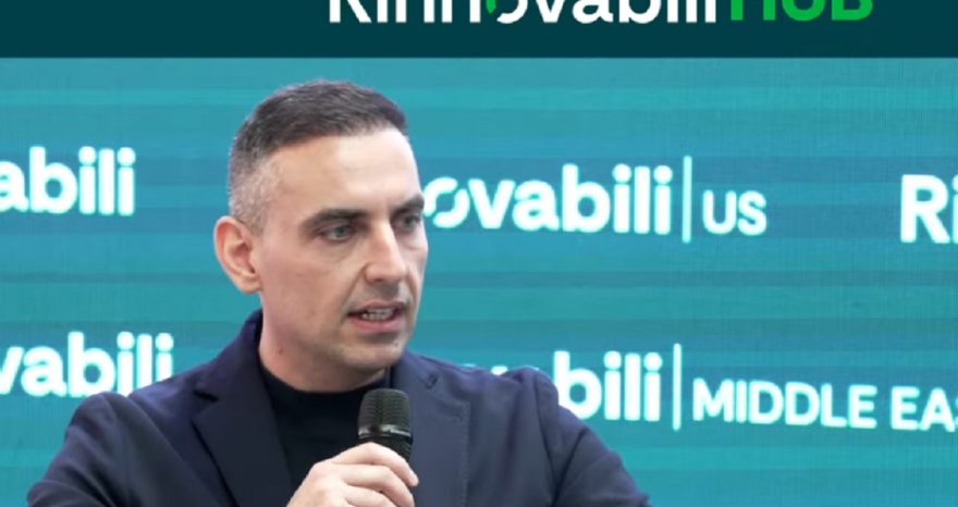 Rinnovabili • Volkswagen facilita la ricarica di aziende e privati con Moon Power ed Elli