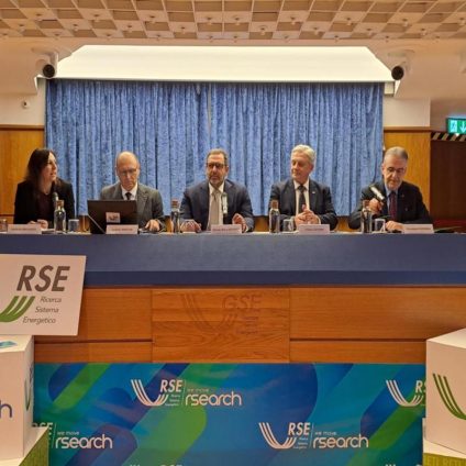 Rinnovabili • ia-settore-energetico-digitalizzazione-commissione-ue