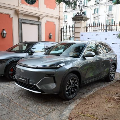 Rinnovabili • Mobilità intelligente: cresce il mercato delle auto connesse, ma mancano le professionalità