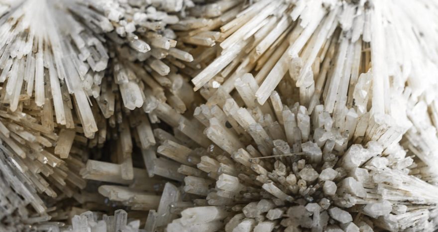 Rinnovabili • Spugne termiche a base di zeolite per raffreddare i data center senza elettricità
