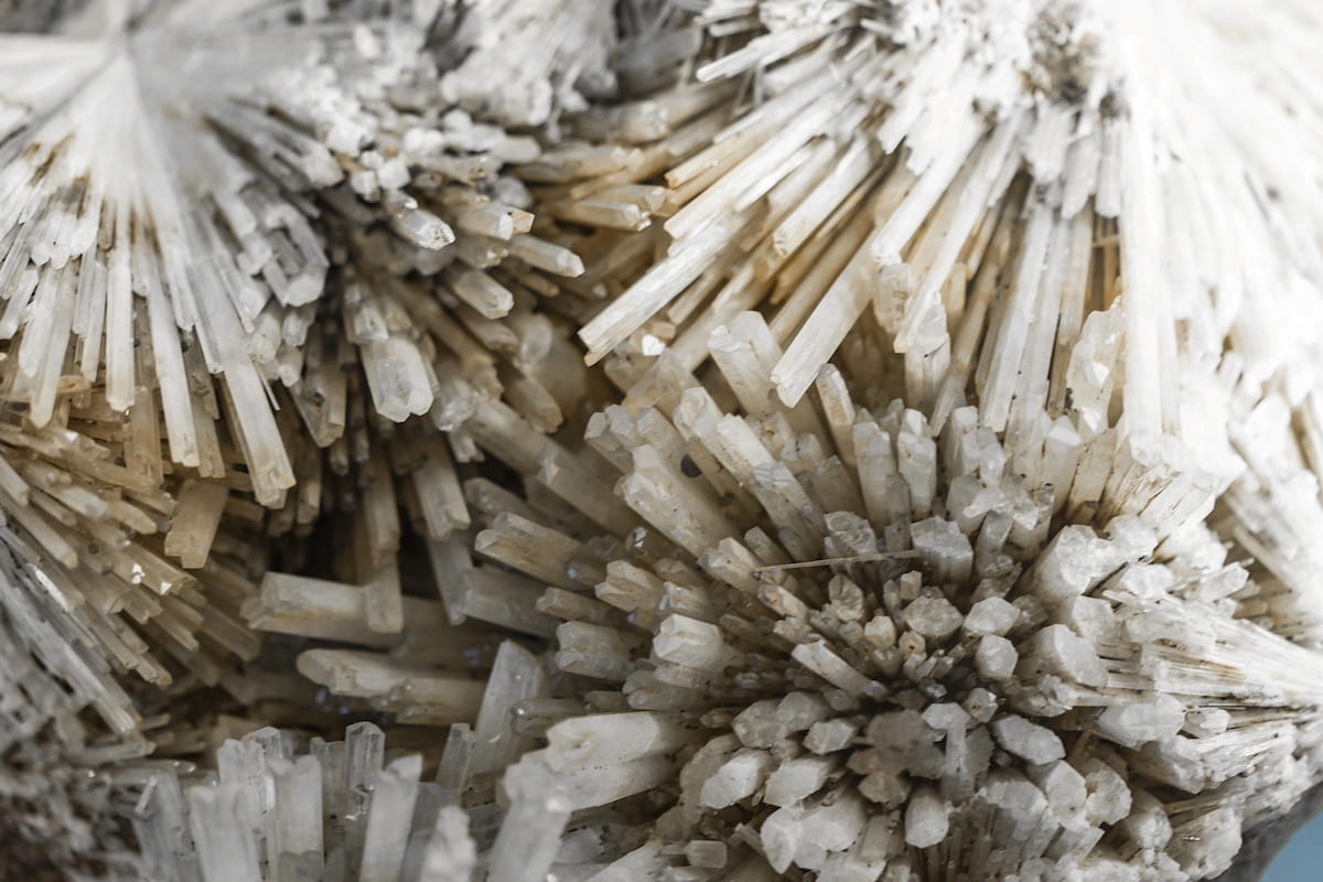 Spugne termiche a base di zeolite per raffreddare i data center senza elettricità