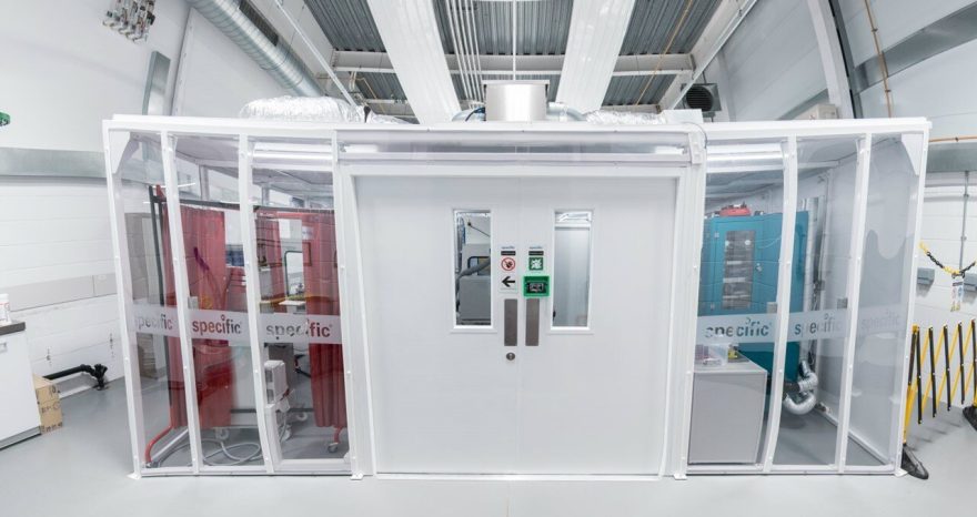 Rinnovabili • Addio camere bianche, le celle solari in perovskite ignorano la polvere di produzione