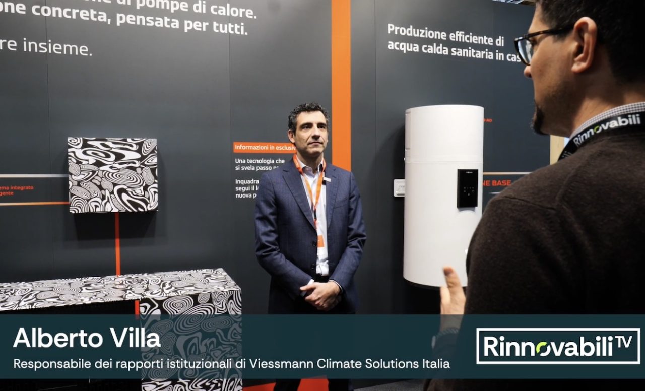 Rinnovabili • Alberto Villa, responsabile dei rapporti istituzionali di Viessmann Climate Solutions Italia, ai microfoni di Rinnovabili in occasione di KE 2026.