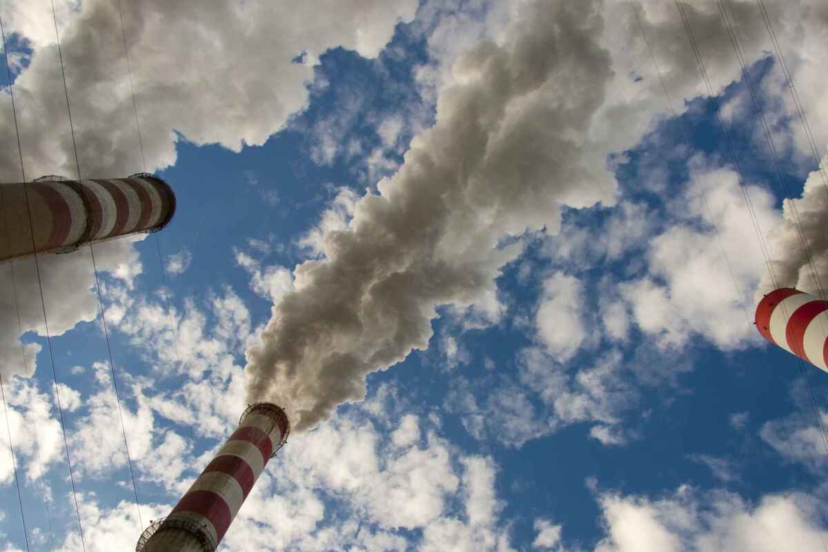 Da Bruxelles modifiche d’emergenza al mercato del carbonio UE per frenare l’impennata dei prezzi