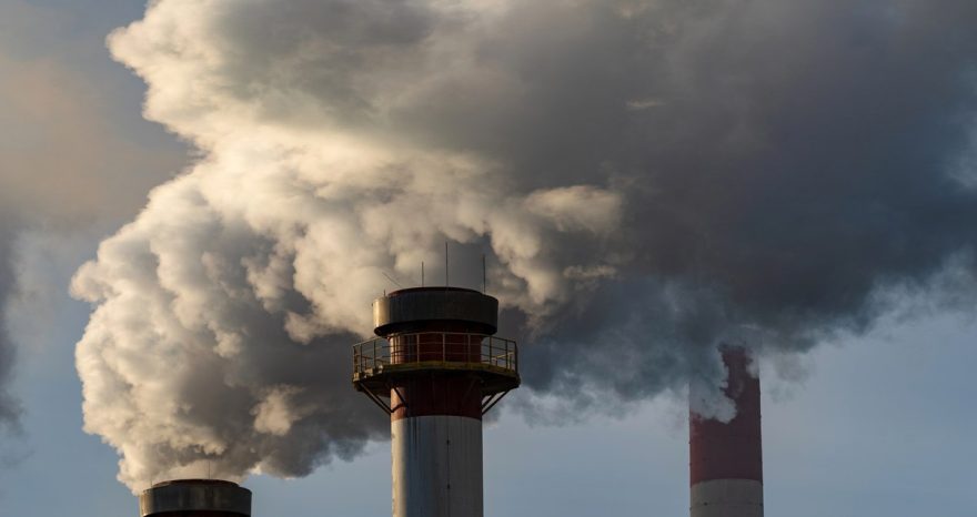 Rinnovabili • ungheria-corte-giustizia-tassa-carbonio-viola-norme-ue