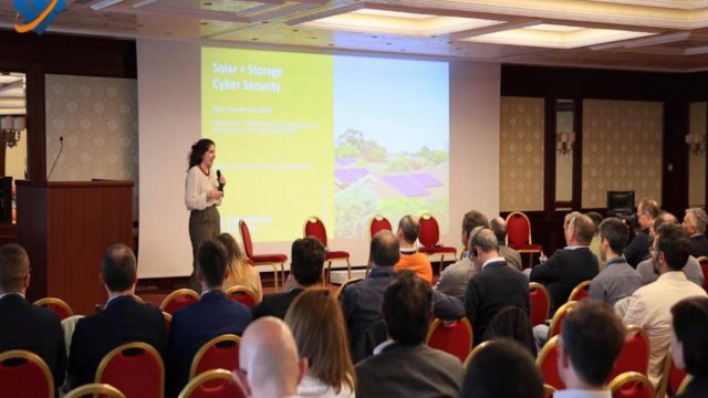 Rinnovabili • cybersecurity-grid-forming-inverter-stabilita-sistema-elettrico