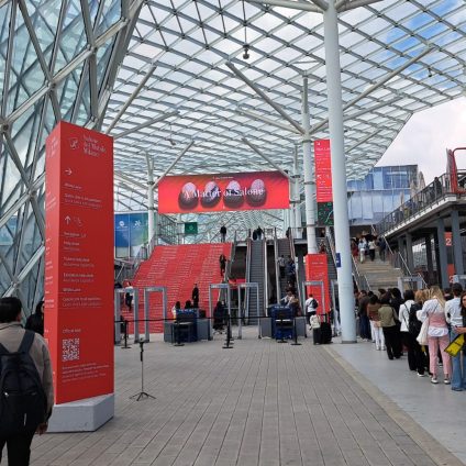 Rinnovabili • Al via Salone del Mobile.Milano. Sostenibilità come sistema