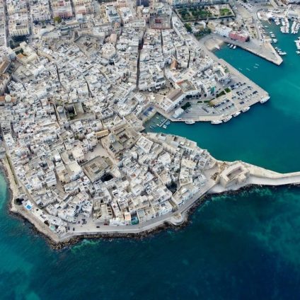 Rinnovabili • Bando CER Puglia, la Regione aggiunge 2,5 mln e proroga la scadenza