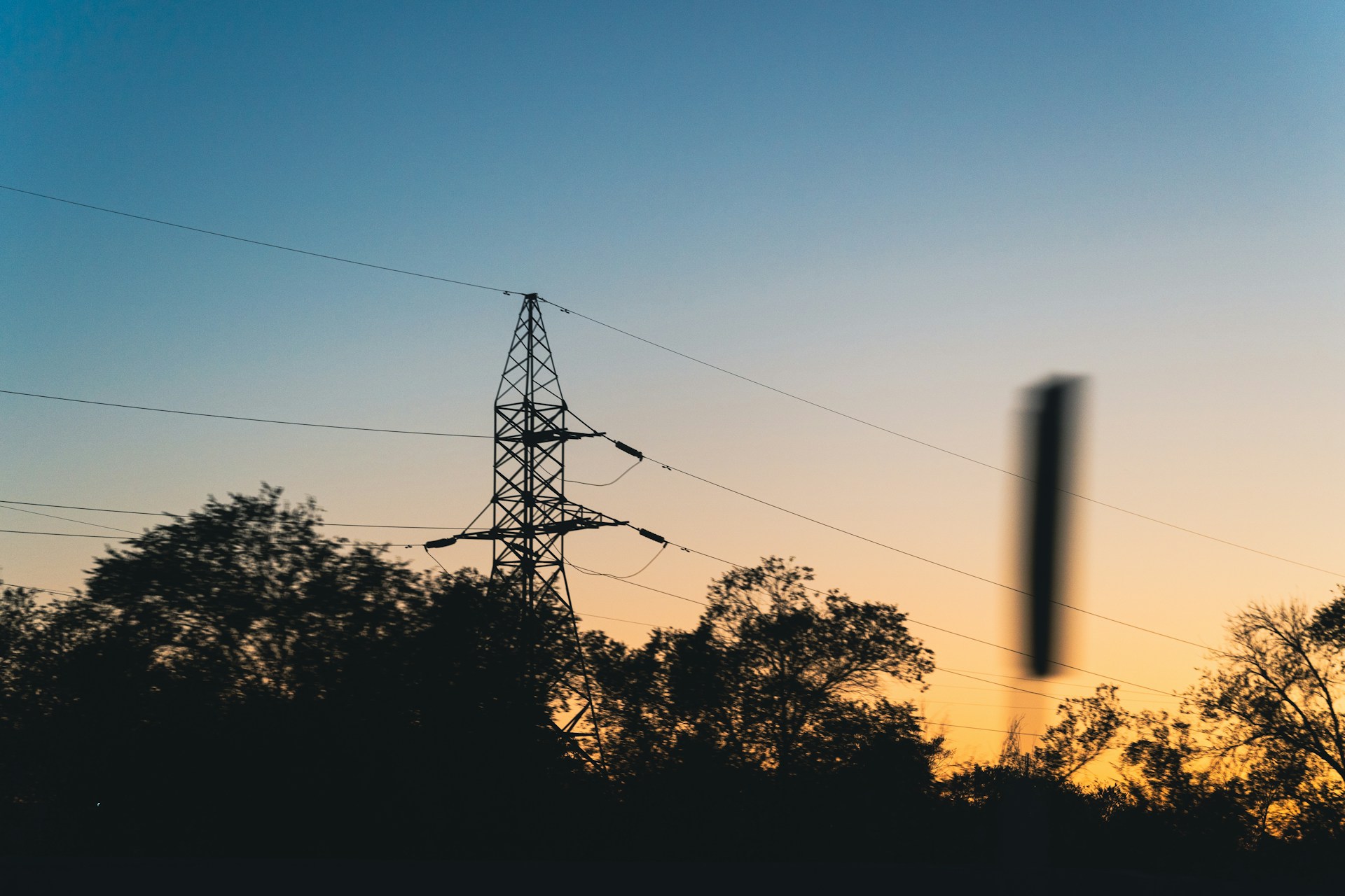 Crisi energetica, perché l’Europa rischia di perdere 120 GW di rinnovabili