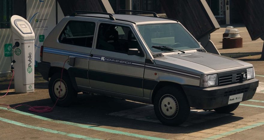 Rinnovabili • Il boom dei retrofit: una seconda giovinezza elettrica alle auto (pezzo estate)