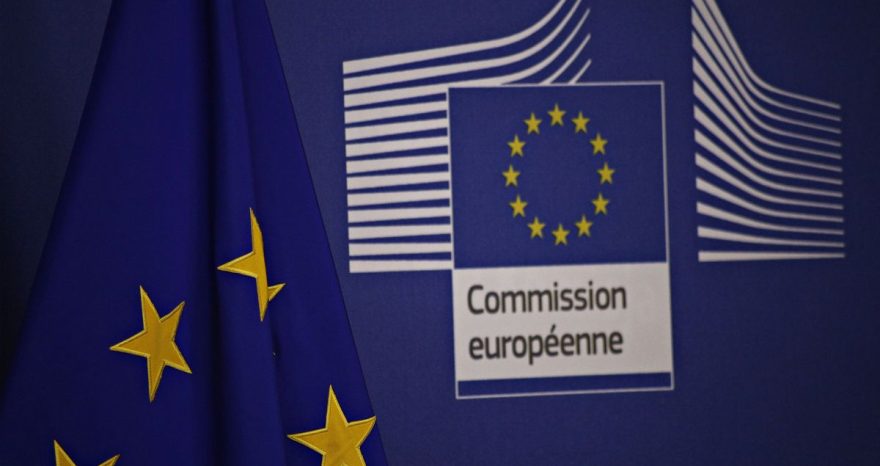 Rinnovabili • regolamento-ue-metano-ue-valuta-sospensione-sanzioni-compagnie-petrolifere-gas