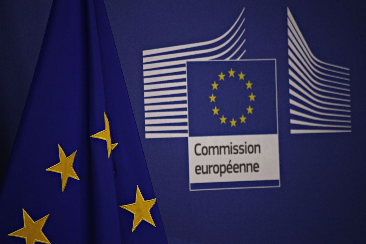 regolamento-ue-metano-ue-valuta-sospensione-sanzioni-compagnie-petrolifere-gas