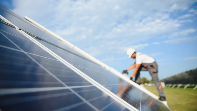Rinnovabili • SolarConstruction: a Bari l’evento strategico per la filiera dei grandi impianti fotovoltaici