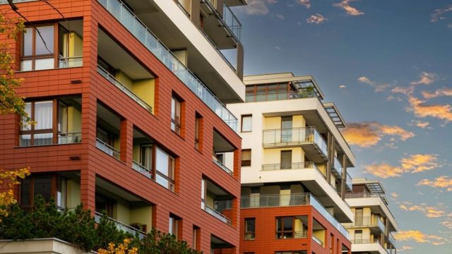 Rinnovabili • Edilizia residenziale pubblica, il patrimonio ERP sotto pressione