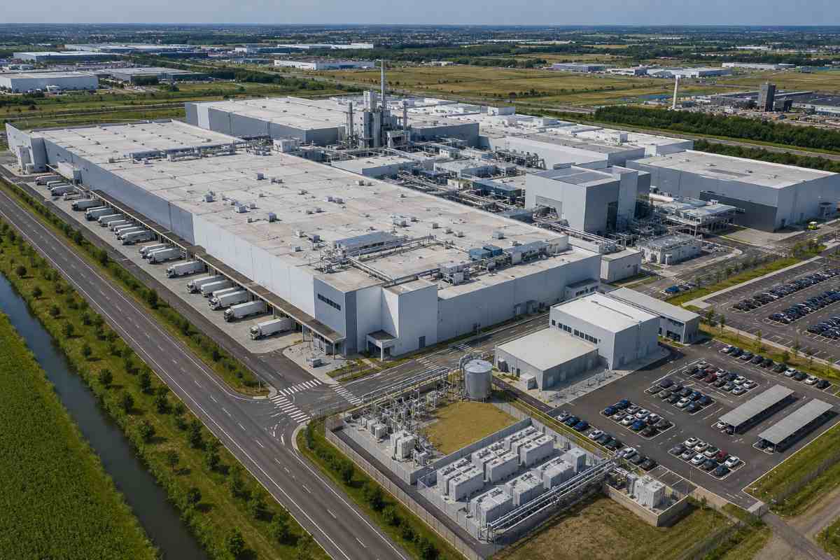 Rinnovabili • Standard CO2 auto europee, a rischio 46mila posti e 600 GWh