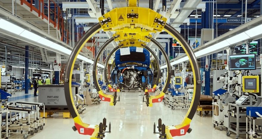 Rinnovabili • La piccola auto elettrica da 15mila euro sarà prodotta in Italia: promessa di Stellantis