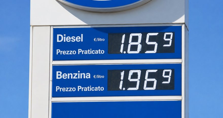 Rinnovabili • Prezzo benzina e diesel continua il su e giù: automobilisti disorientati