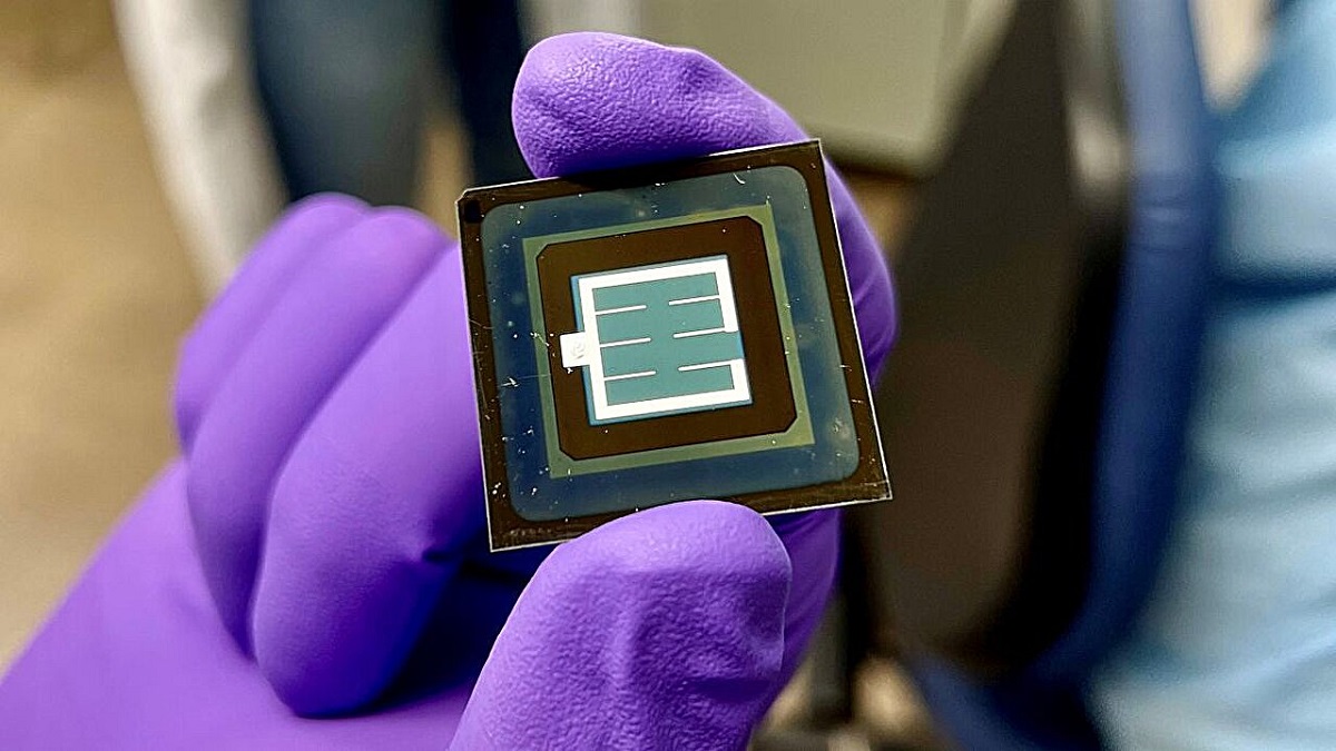 Perovskite-silicio, svolta nella produzione delle celle tandem