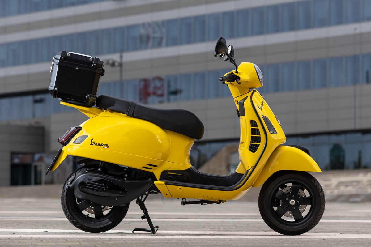 La Vespa a benzina si trasforma in elettrica: ecco come con il kit Newtron