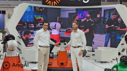 Rinnovabili • Areg AI amplia la propria piattaforma autonoma per l'O&M solare con cinque nuovi robot e l'acquisizione di Ansasol Services