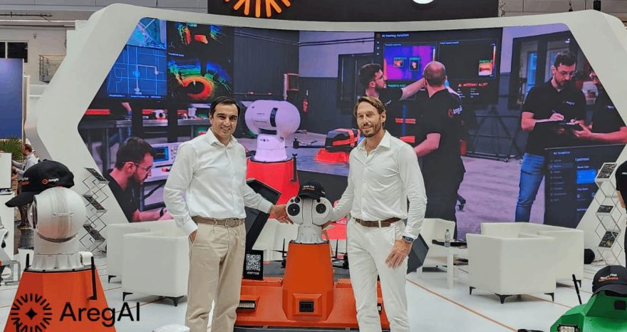 Rinnovabili • Areg AI amplia la propria piattaforma autonoma per l'O&M solare con cinque nuovi robot e l'acquisizione di Ansasol Services