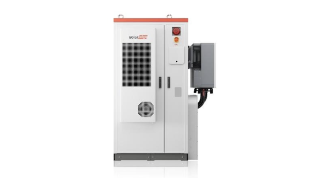 Rinnovabili • SolarEdge presenta CSS-OD 107, il nuovo accumulo C&I