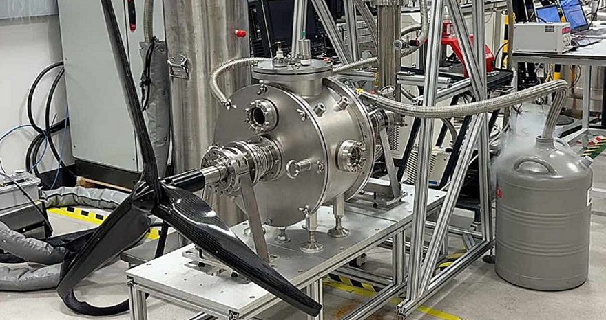 Rinnovabili • Aviazione a impatto zero, sviluppato il primo motore elettrico superconduttore da 100 kW