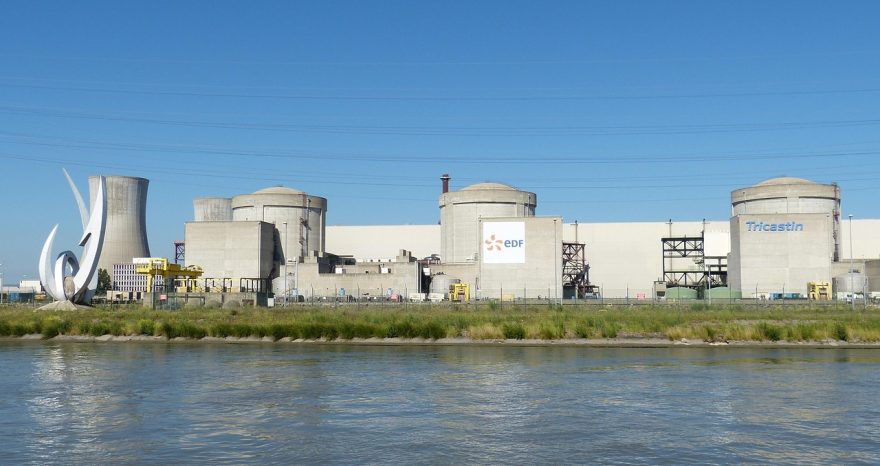 Rinnovabili • Ondate di calore estremo: i fiumi bollenti mettono in crisi i reattori francesi