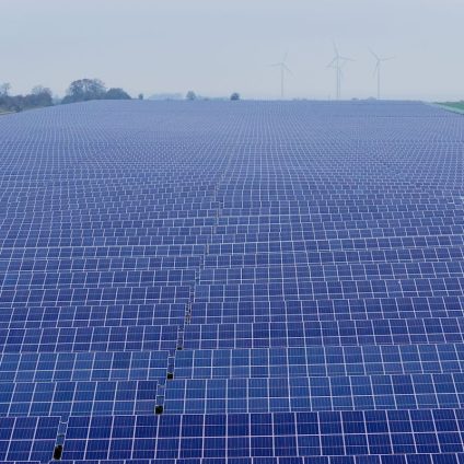 Rinnovabili • Impianto da 72 MW in Germania: AIKO ABC batte il TOPCon