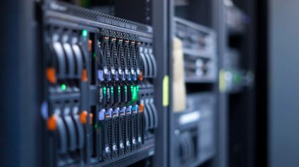 Rinnovabili • inquinamento-data-center-google-amazon