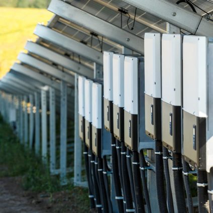 Rinnovabili • Divieto UE sugli inverter cinesi, ecco cosa rischia il fotovoltaico europeo