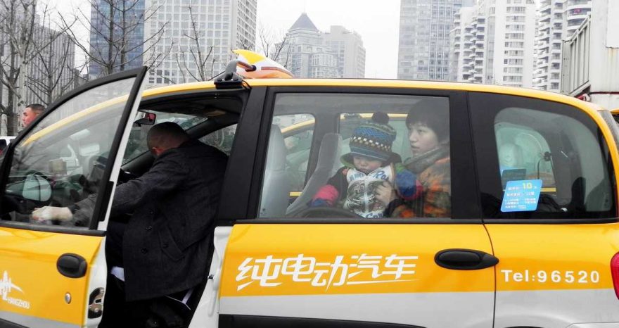 Rinnovabili • taxi-elettrici-cina-shock-petrolifero